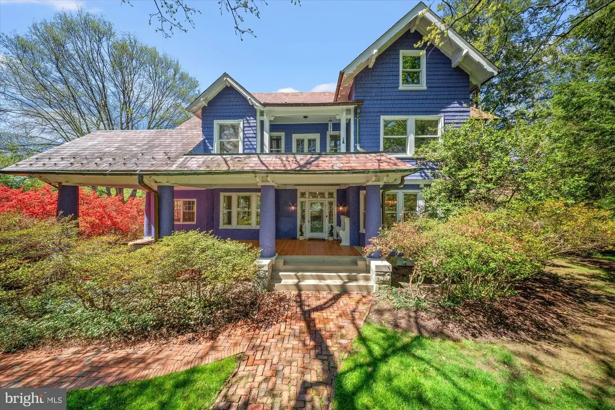 5 Chevy Chase Cir, Chevy Chase, MD 20815 - #1