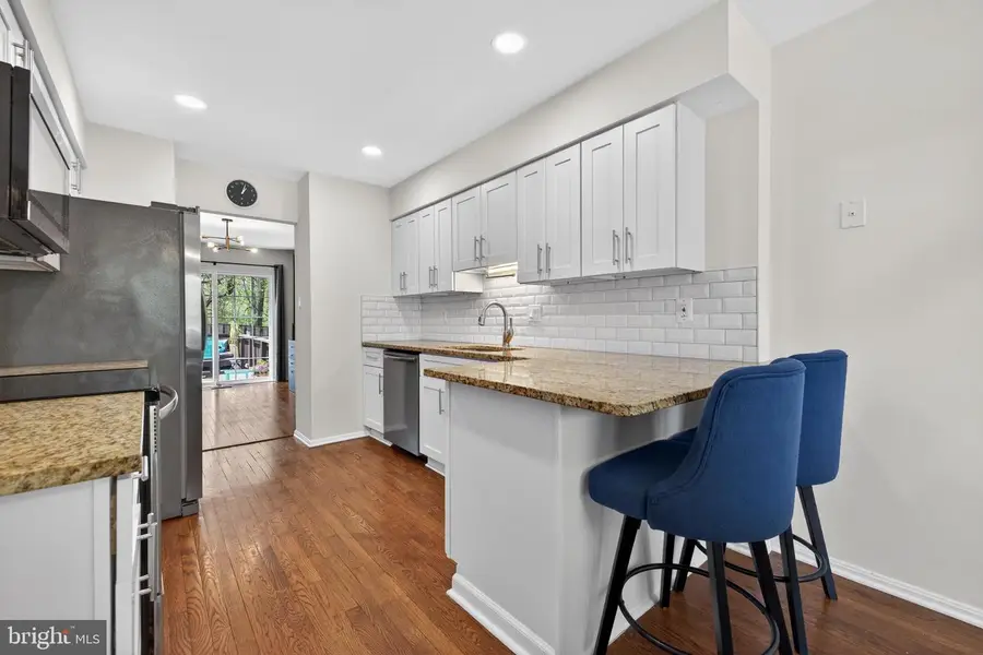 1327 Carlsbad Dr, Gaithersburg, MD 20879 - #3