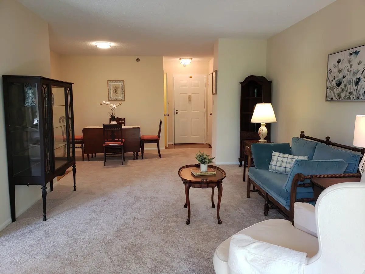 15100 Interlachen Dr #4-520, Silver Spring, MD 20906 - #1