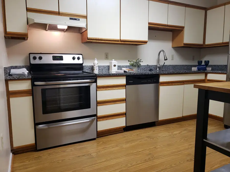 15100 Interlachen Dr #4-520, Silver Spring, MD 20906 - #3
