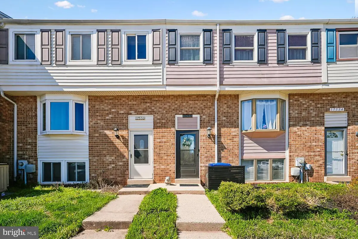 17532 Kohlhoss Rd, Poolesville, MD 20837 - #1