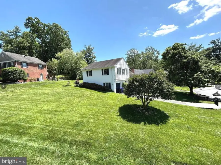 7805 Fulbright Ct, Bethesda, MD 20817 - #2
