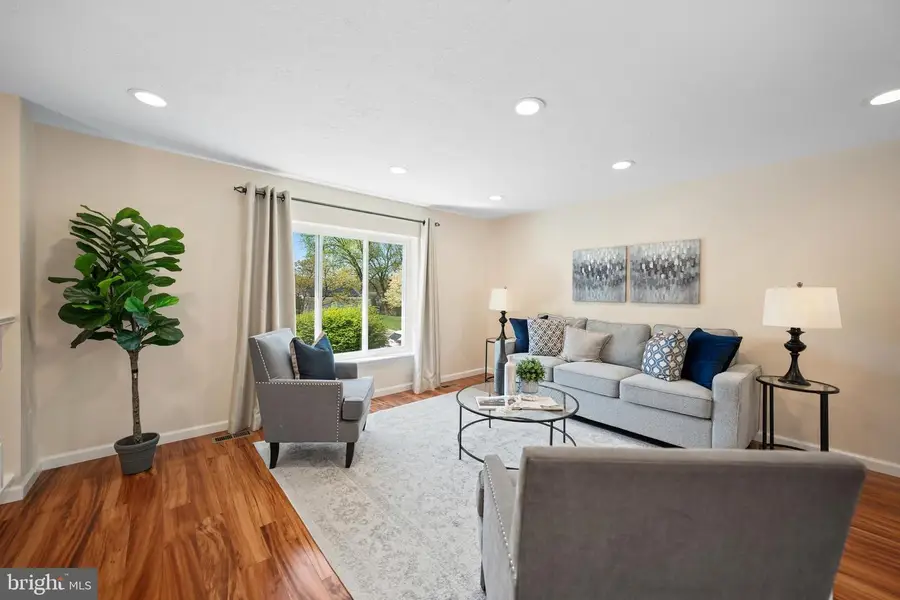 19517 Laguna Dr, Gaithersburg, MD 20879 - #3