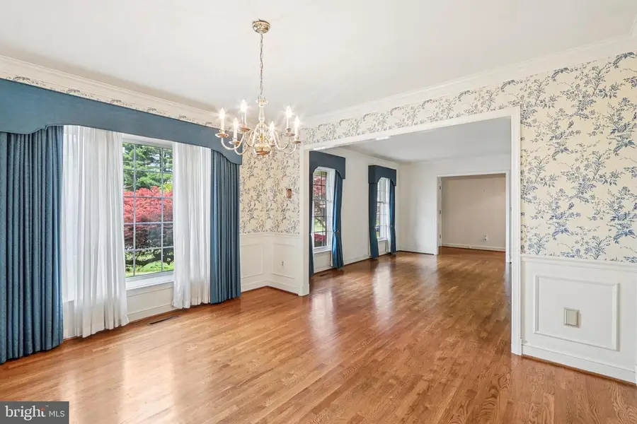 16505 Henry Dr, Gaithersburg, MD 20877 - #3