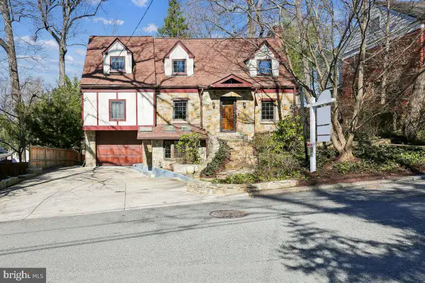 6317 Poe Rd, BETHESDA, MD 20817