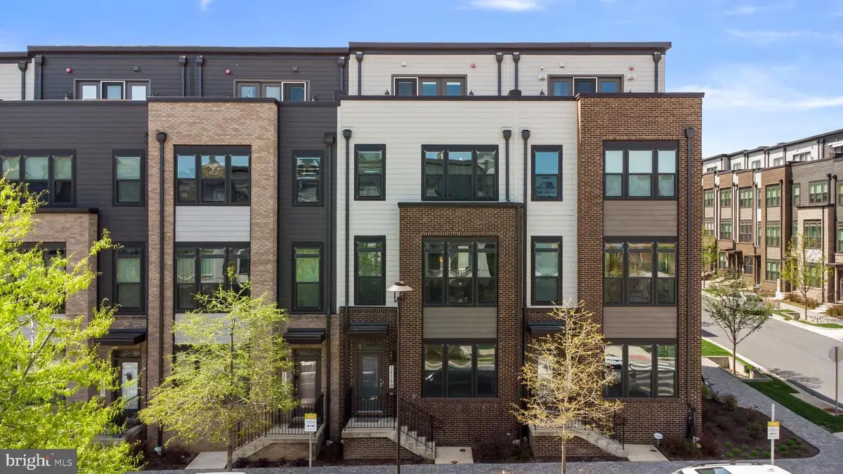 16160 Columbus Ave, Rockville, MD 20855 - #1