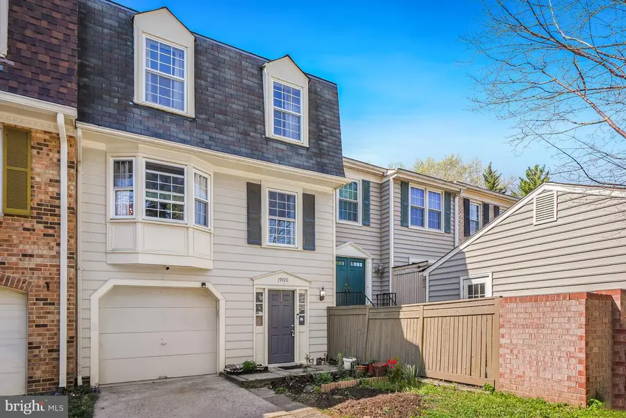 19720 Greenside Ter, Montgomery Village, MD 20886 - #2