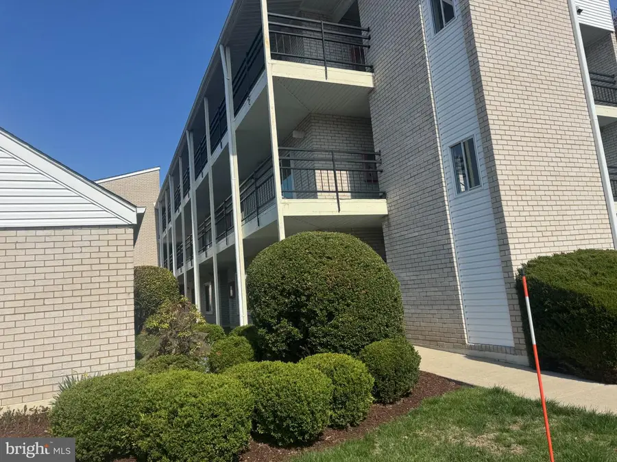 15401 Bassett Ln #2b, Silver Spring, MD 20906 - #3