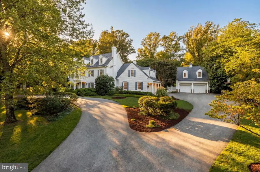 8509 Country Club Dr, Bethesda, MD 20817 - #2