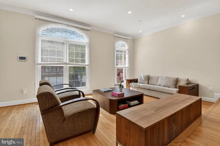 8439 Bells Ridge Ter, Potomac, MD 20854 - #3