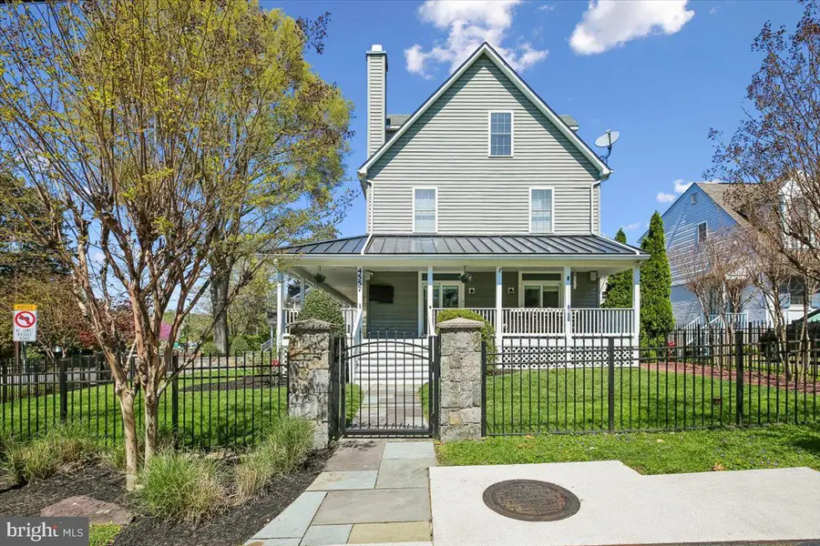 4557 Fairfield Dr, Bethesda, MD 20814 - #3