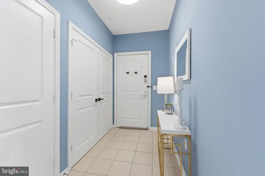 8045 Newell St #506, Silver Spring, MD 20910 - #2