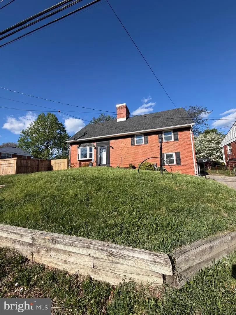 827 University Blvd W, Silver Spring, MD 20901 - #2