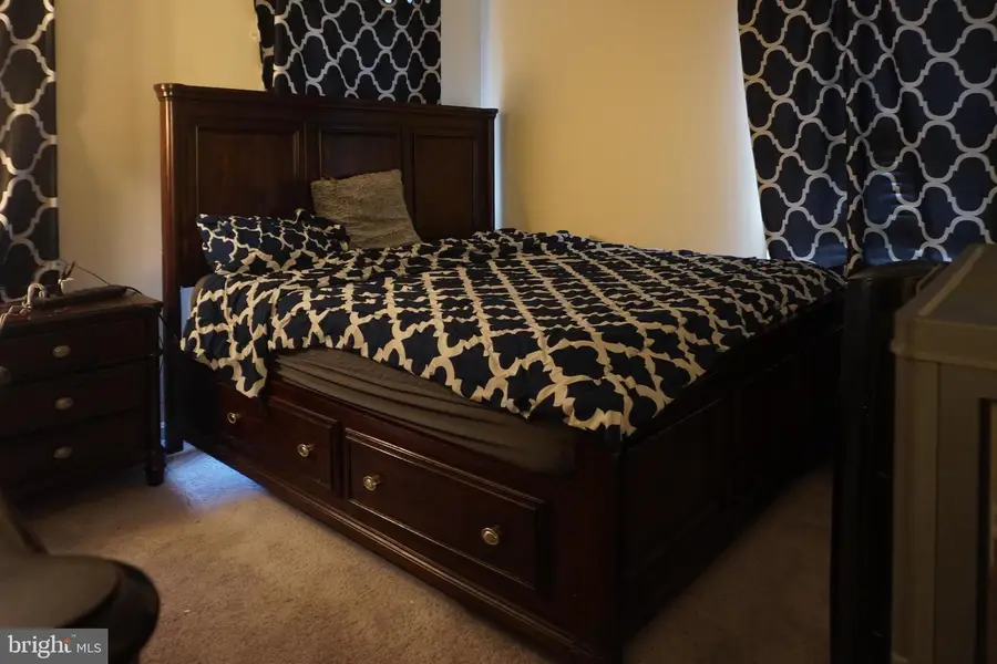 9914 Maple Leaf Dr, Gaithersburg, MD 20886 - #2