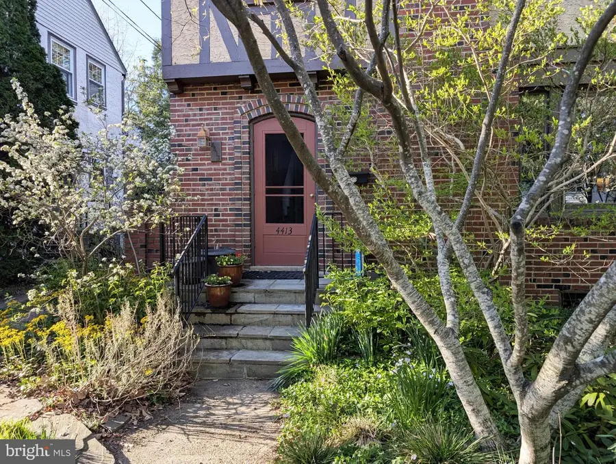 4413 Ridge St, Chevy Chase, MD 20815 - #3