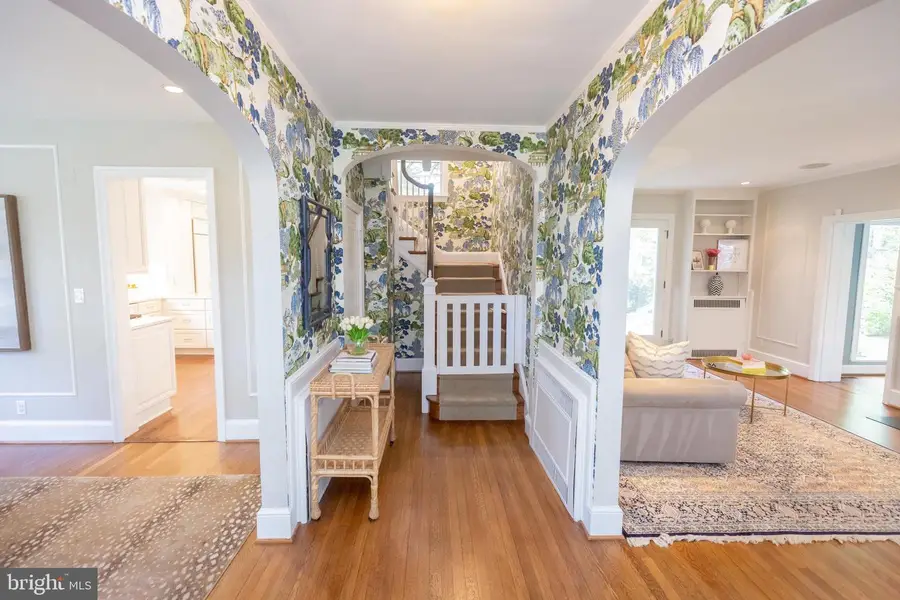 5205 Abingdon Rd, Bethesda, MD 20816 - #2