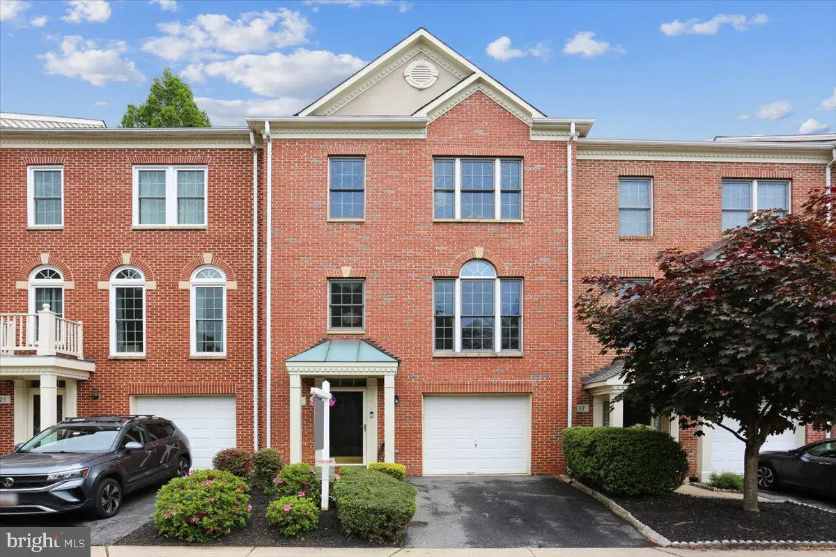 19 Blue Hosta Way, Rockville, MD 20850 - #1