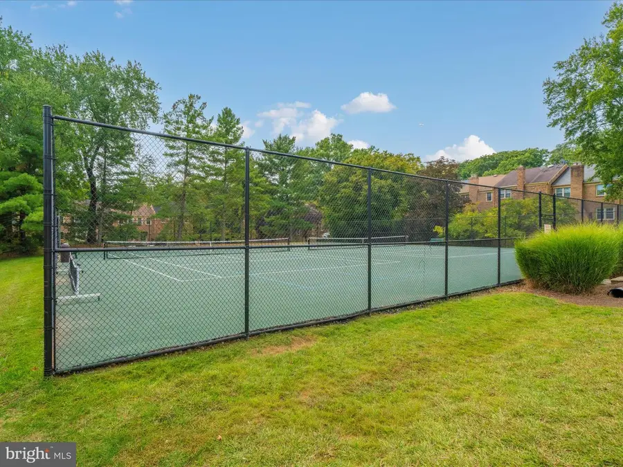 11308 Empire Ln, Rockville, MD 20852 - #3