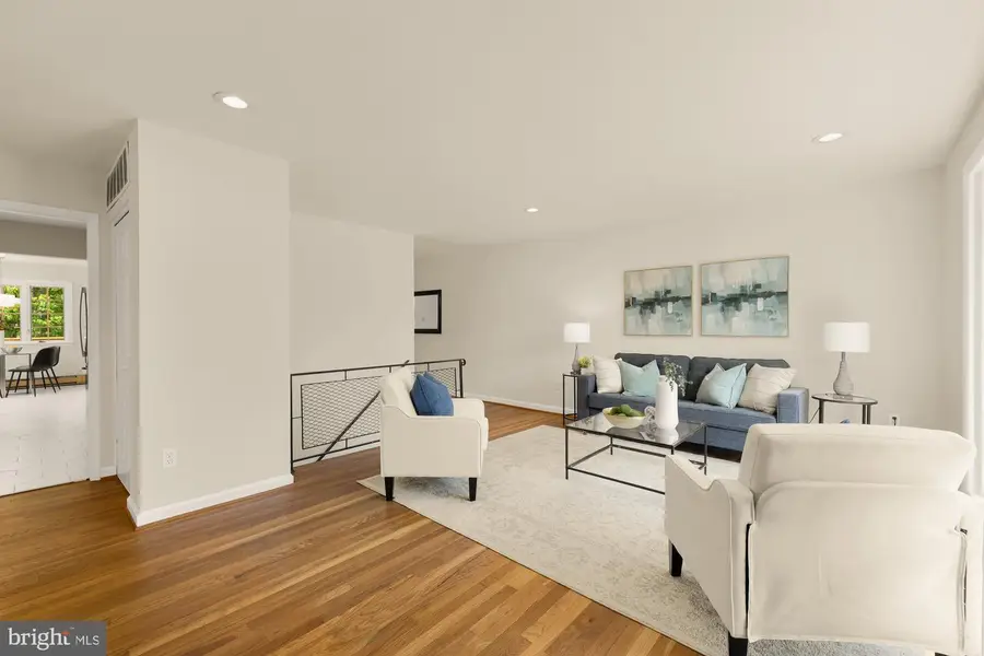 5101 Brentford Dr, North Bethesda, MD 20852 - #3