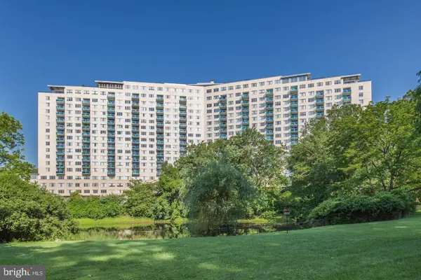 10401 Grosvenor Pl #1128, ROCKVILLE, MD 20852