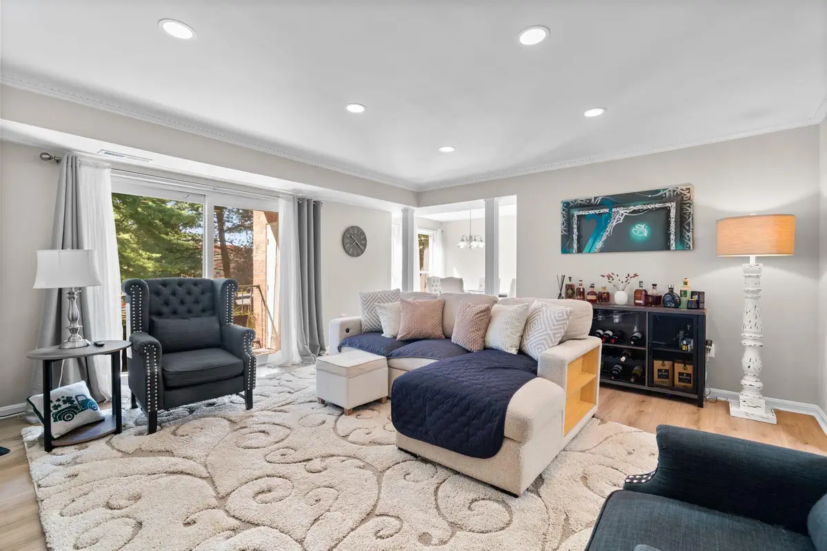 838 Quince Orchard Blvd #102, Gaithersburg, MD 20878 - #1