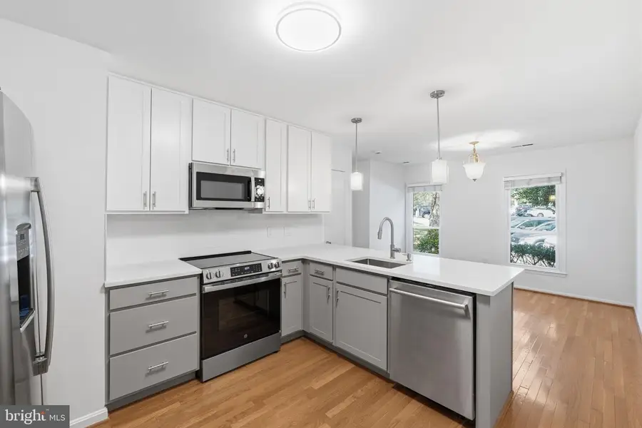 7723 Heatherton Ln, Potomac, MD 20854 - #2