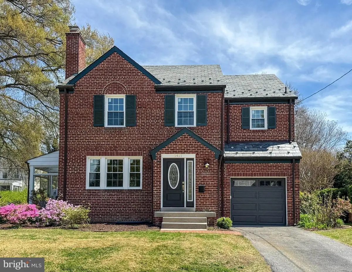 9421 Thornhill Rd, Silver Spring, MD 20901 - #1