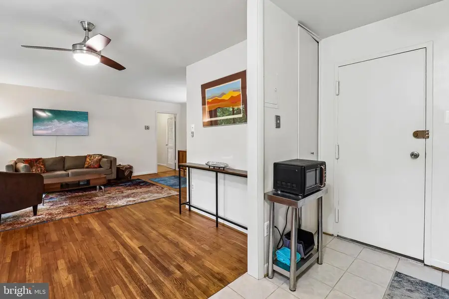 10619 Kenilworth Ave #103, Bethesda, MD 20814 - #2