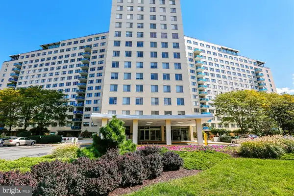 10401 Grosvenor Pl #708, ROCKVILLE, MD 20852