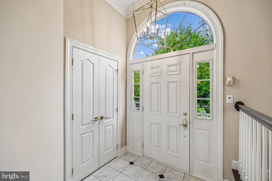 130 Winding Rose Dr, Rockville, MD 20850 - #3