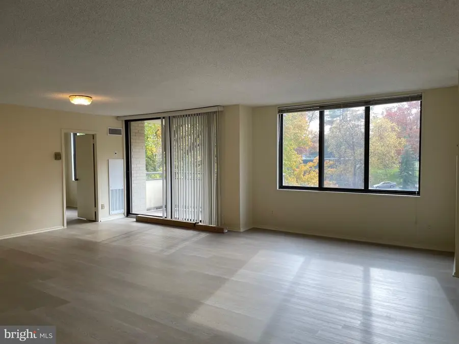 5225 Pooks Hill Rd #226s, Bethesda, MD 20814 - #3