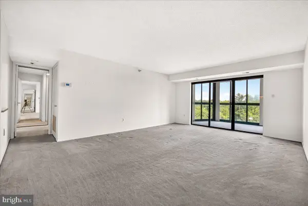 3310 N Leisure World Blvd #6-611, SILVER SPRING, MD 20906