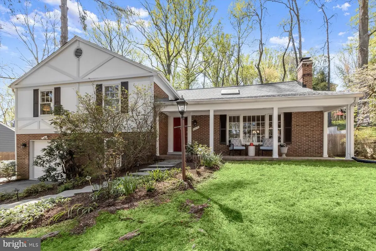 8016 Lilly Stone Dr, Bethesda, MD 20817 - #1