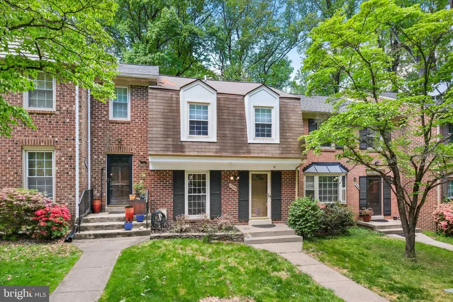 7344 Greentree Rd, Bethesda, MD 20817 - #2