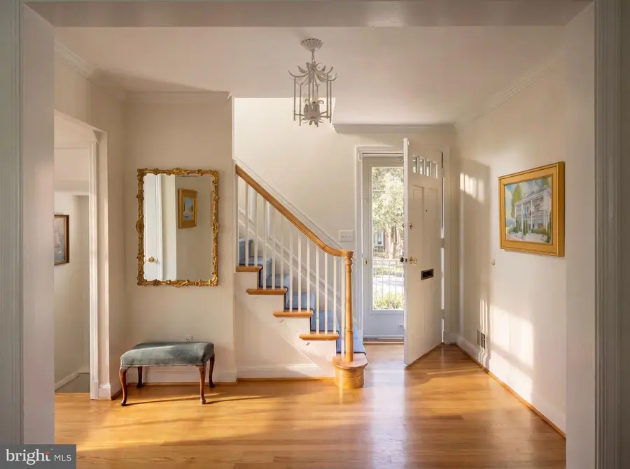 5303 Duvall Dr, Bethesda, MD 20816 - #3