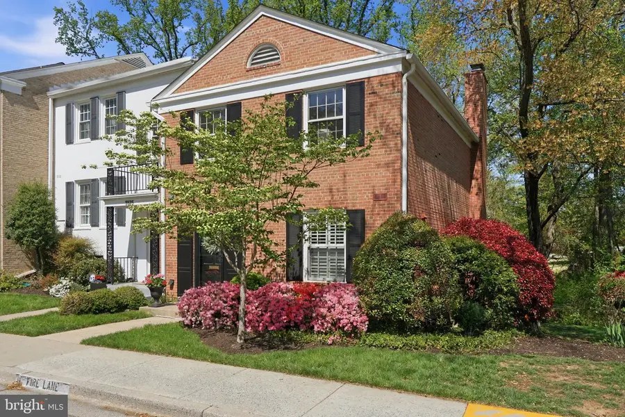 3523 Hamlet Pl #501, Chevy Chase, MD 20815 - #2