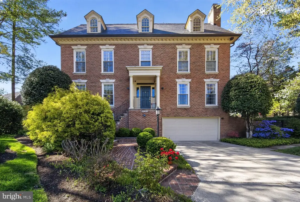 5115 Cape Cod Ct, Bethesda, MD 20816 - #1