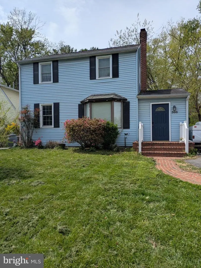 506 Denham Rd, Rockville, MD 20851 - #1