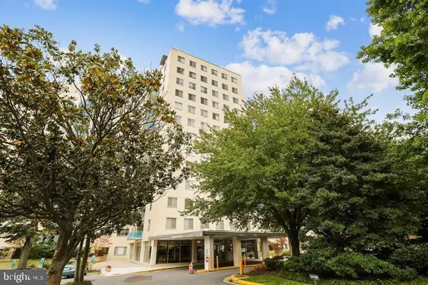 10201 Grosvenor Pl #1206, ROCKVILLE, MD 20852