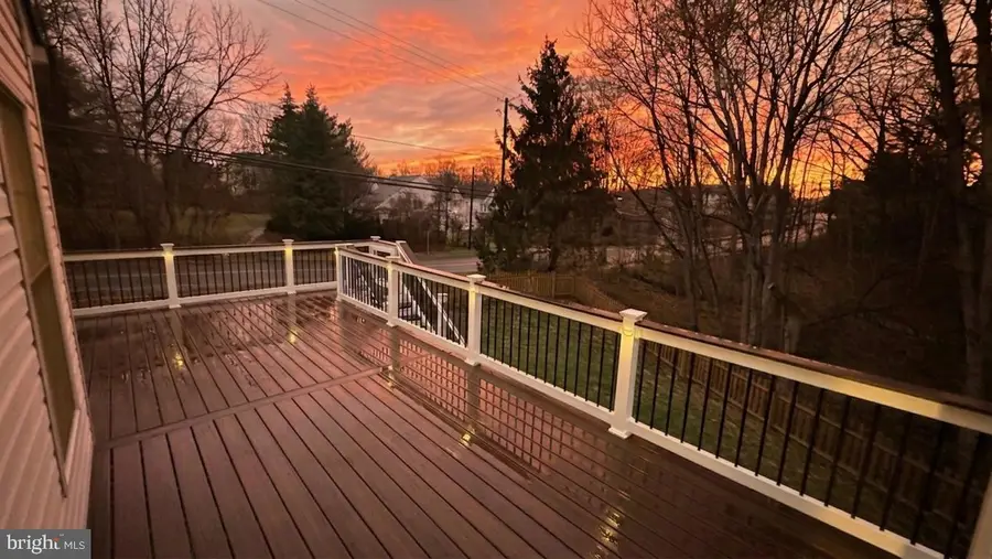 18500 Gingerbread Ln, Gaithersburg, MD 20877 - #2