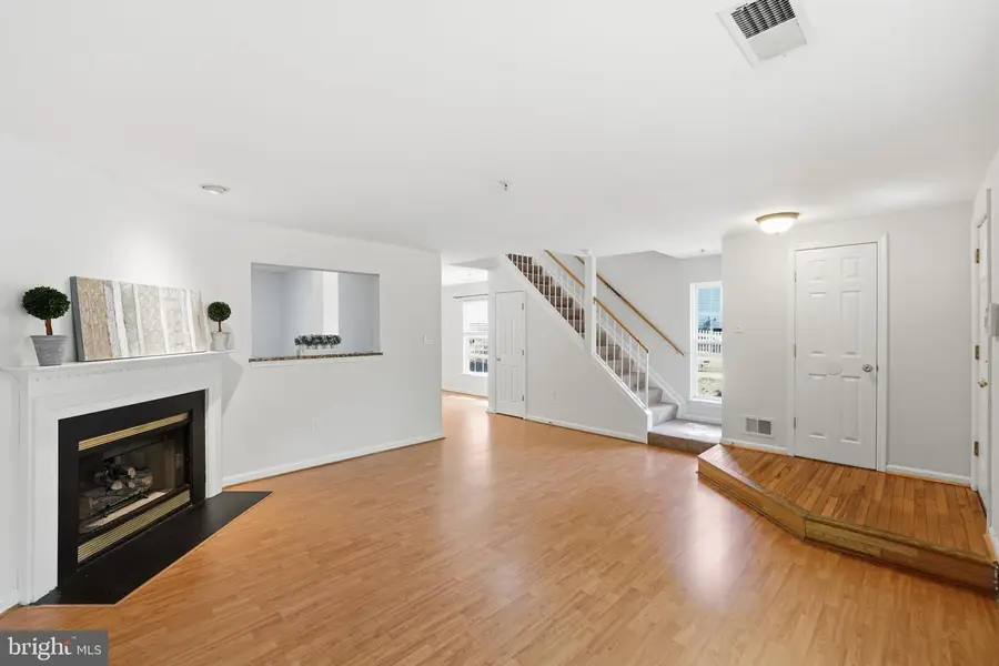 13780 Lark Song Dr, Germantown, MD 20874 - #2