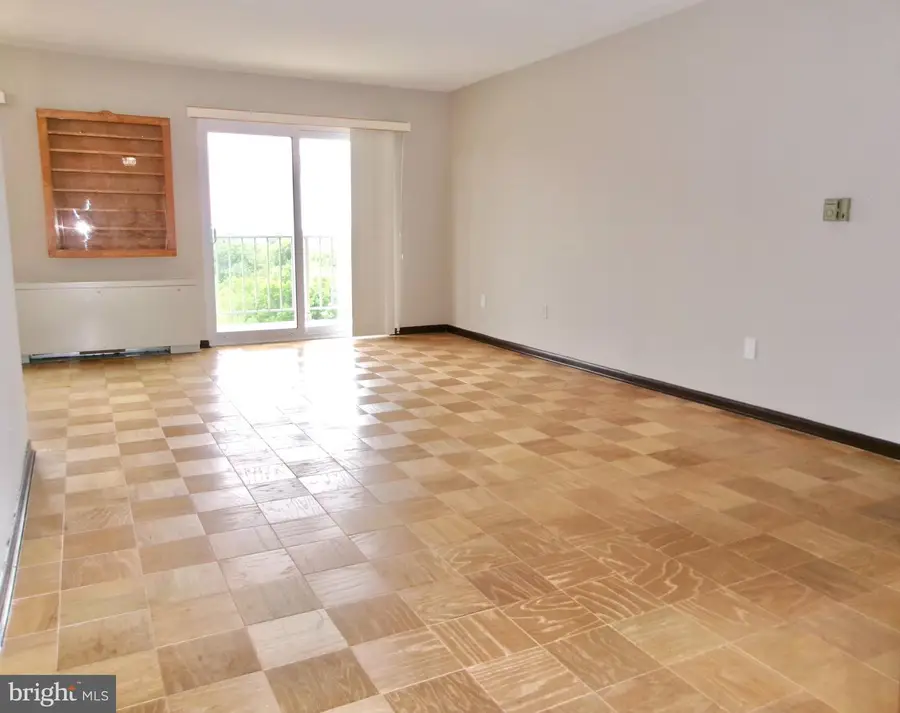 1121 University Blvd W #1115-b, Silver Spring, MD 20902 - #2