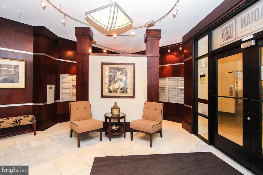 38 Maryland Ave #224, Rockville, MD 20850 - #3