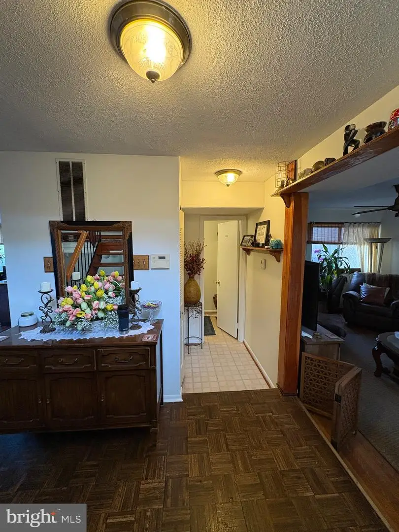 18484 Stone Hollow Dr, Germantown, MD 20874 - #2