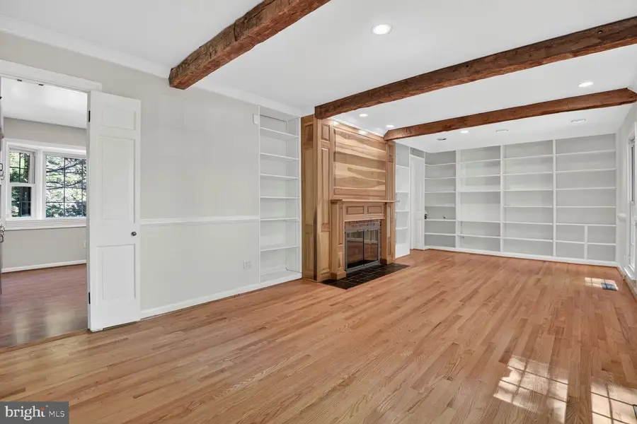 5005 Jasmine Dr, Rockville, MD 20853 - #3