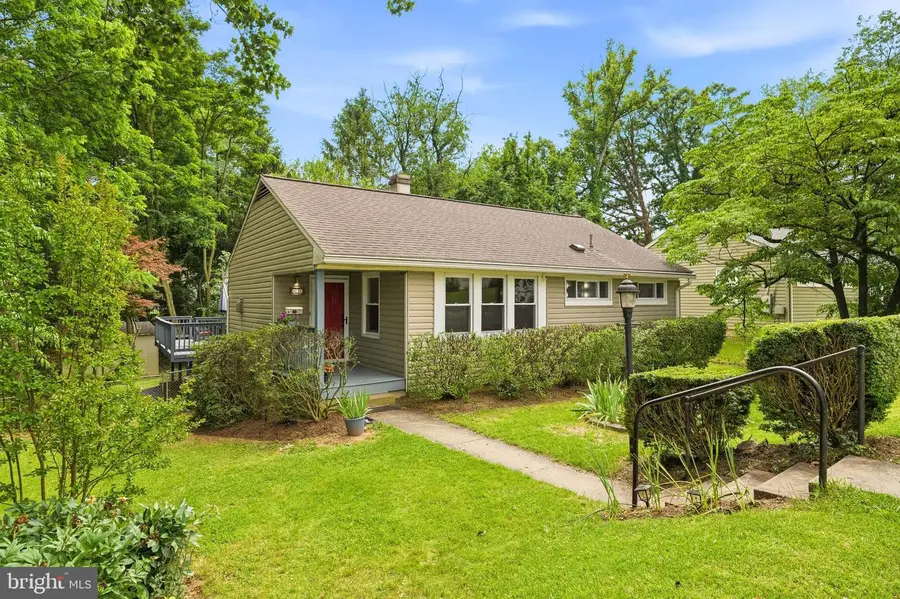 1125 Parrish Dr, Rockville, MD 20851 - #2