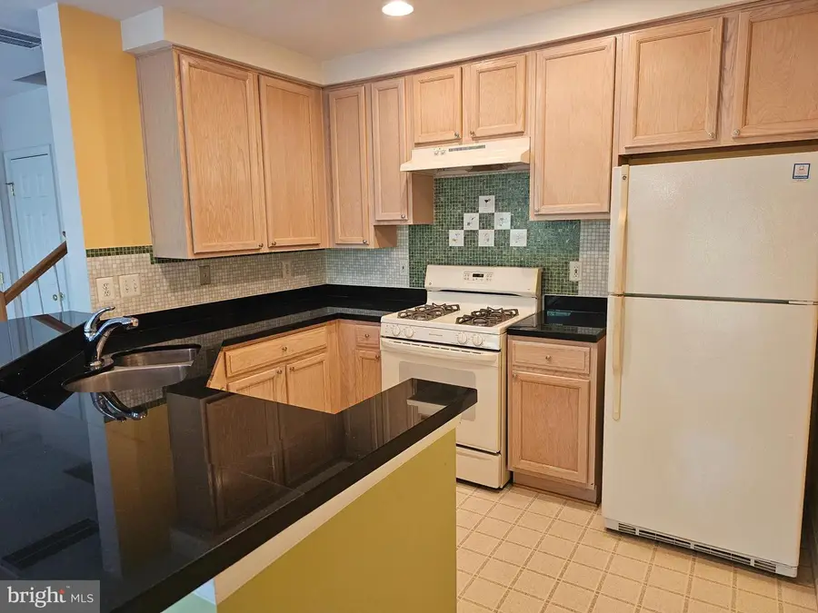 343-c Fallsgrove Dr #47, Rockville, MD 20850 - #3