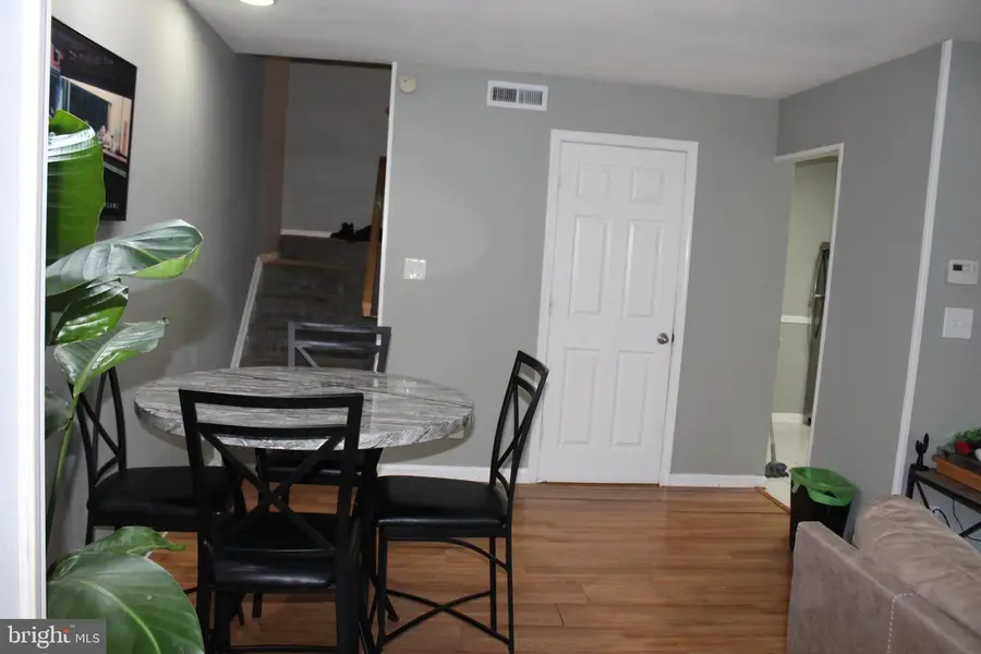 9878 Brookridge Ct, Montgomery Village, MD 20886 - #2