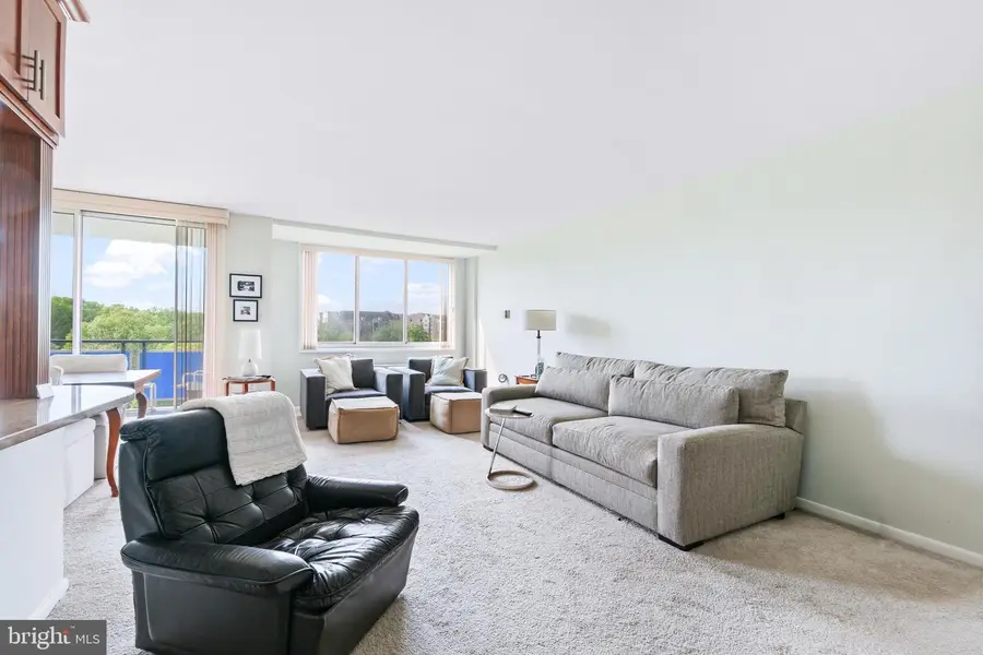 10401 Grosvenor Pl #1009, Rockville, MD 20852 - #3