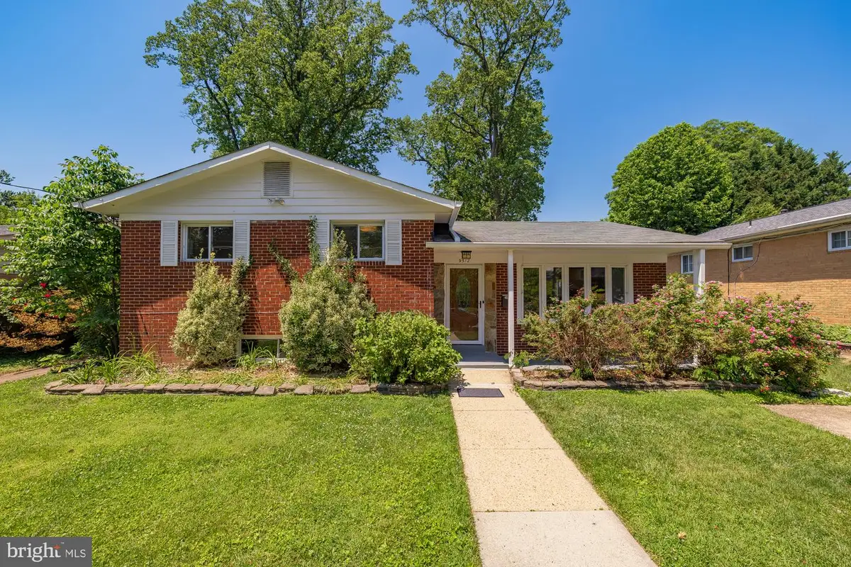 9512 Flower Ave, Silver Spring, MD 20901 - #1
